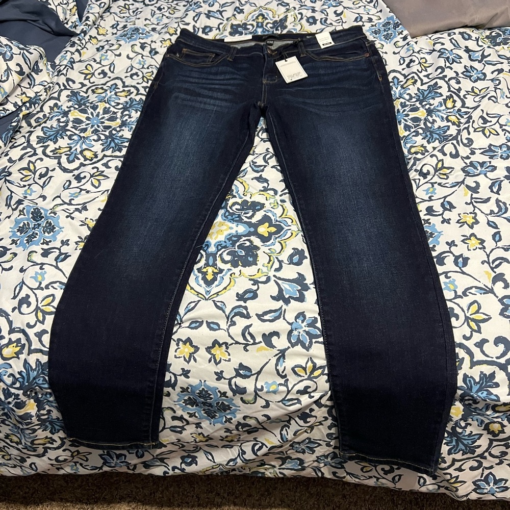 Judy Blue Dark non-distressed jeans 15/32 Midrise BNWT
